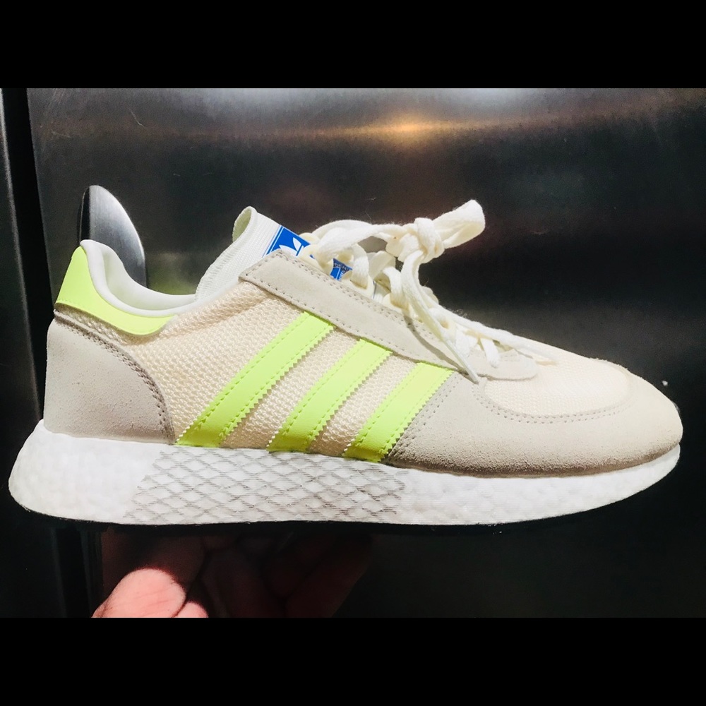 adidas New! MARATHON TECH Originals